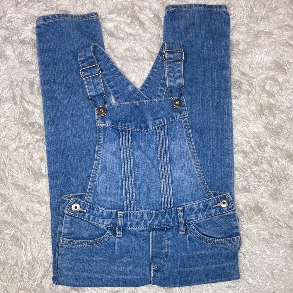 Gap washed denim pleated bib overall size 5